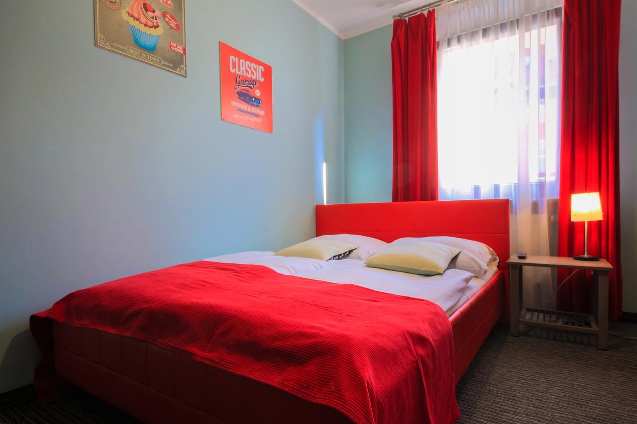 Glow Hostel Wrocław Eksteriør bilde