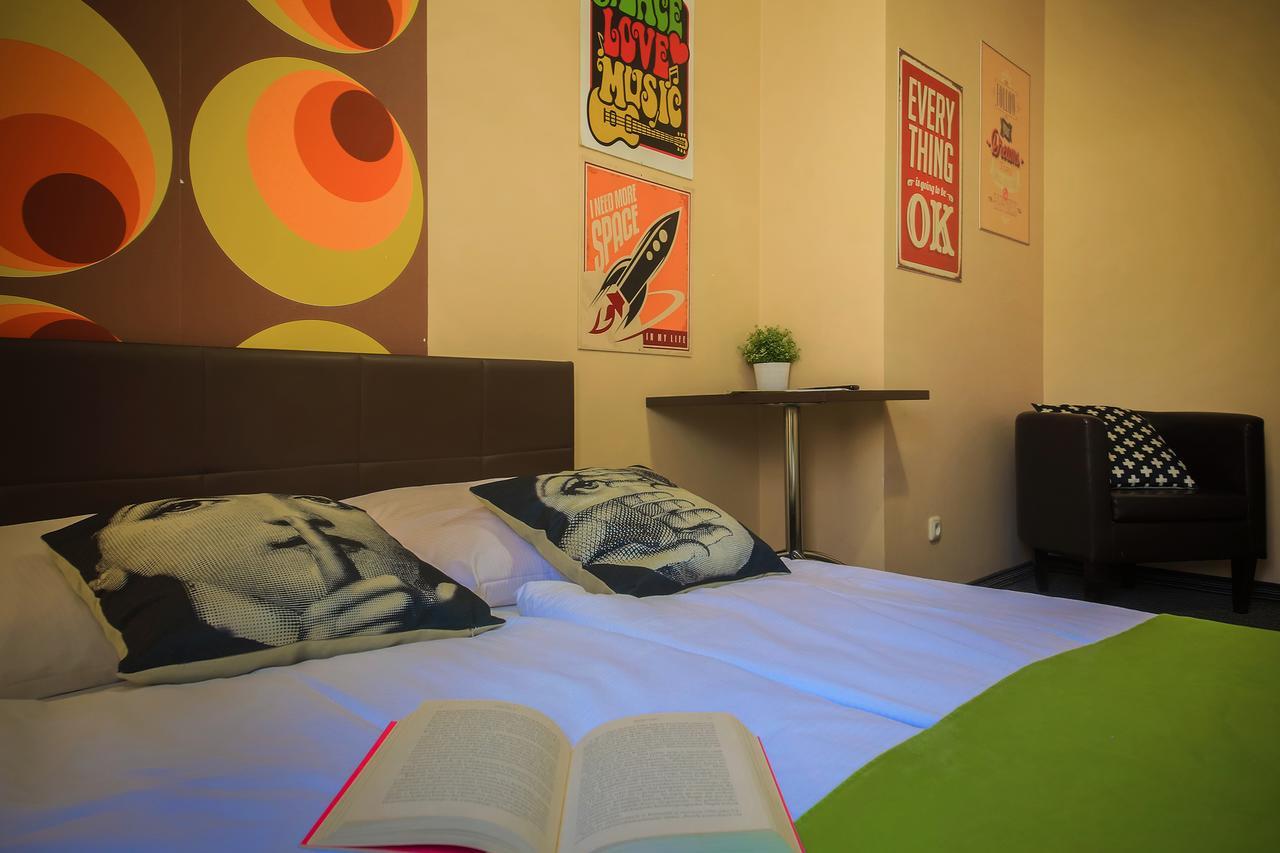 Glow Hostel Wrocław Eksteriør bilde