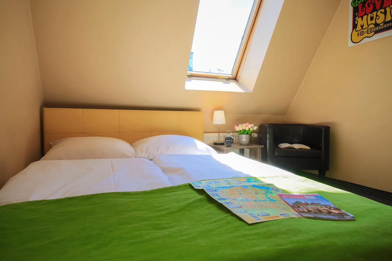 Glow Hostel Wrocław Eksteriør bilde
