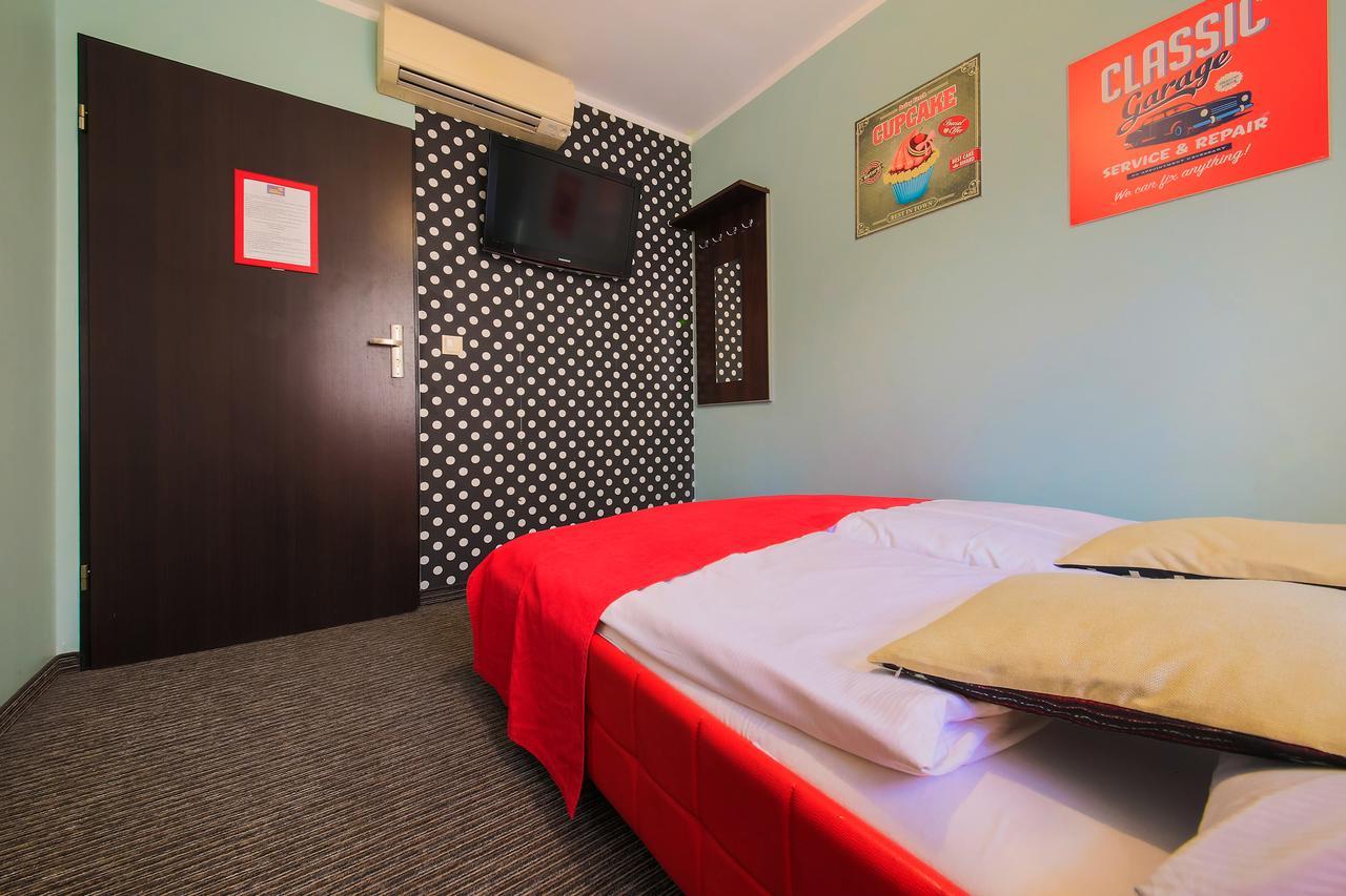 Glow Hostel Wrocław Eksteriør bilde