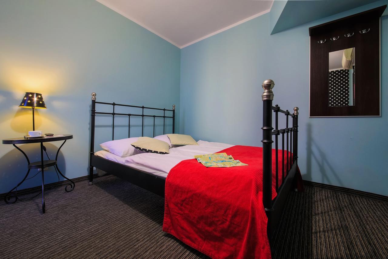 Glow Hostel Wrocław Eksteriør bilde