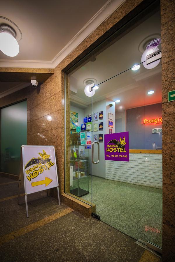 Glow Hostel Wrocław Eksteriør bilde